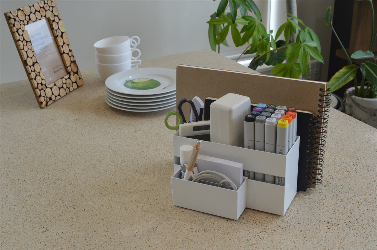 COLLEND　コレンド Remote Control & Tablet Holder With Pocket リモコン＆タブレットホルダー（ポケット付）　リモコンホルダー　タブレットホルダー
